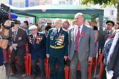 Геннадий Зюганов поздравил орловчан с 75-й годовщиной освобождения города Орла от немецко-фашистских захватчиков