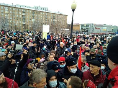 Коммунисты активно поддержали протест москвичей против дистанционного обучения