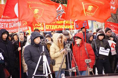 Нет уничтожению неугодных! В Санкт-Петербурге прошел митинг КПРФ в поддержку Грудинина и Левченко