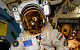 У российских космонавтов на МКС заканчивается срок годности скафандров