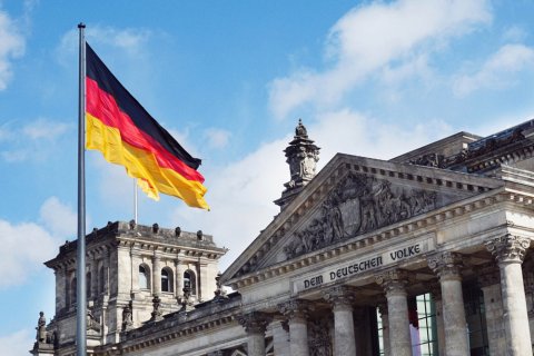 Германия полностью откажется от российских энергоносителей