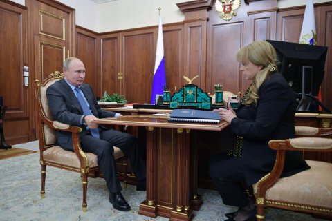 Путин «с большим вниманием отнесся к озабоченности» Памфиловой по фальсификациям выборов