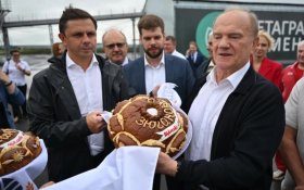 Геннадий Зюганов: Урожайность «Зюгановки» - рекордная, 185 центнеров с гектара
