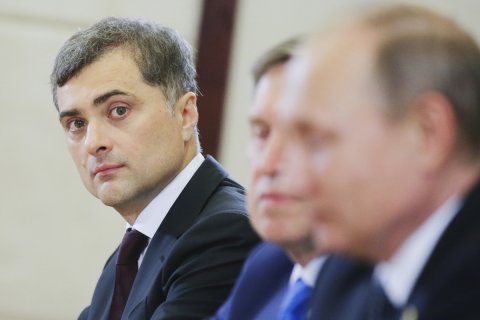 В Кремле заявили, что не располагают информацией о Суркове, который, якобы, находится под домашним арестом