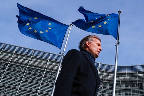 Евросоюз на год продлил санкции в отношении Крыма
