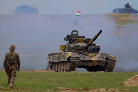 РФ подарила Таджикистану военную технику на 120 млн долларов — для защиты от сирийских боевиков