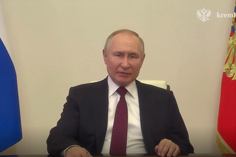 Путин: Россия своими поступками сделает мир более справедливым 