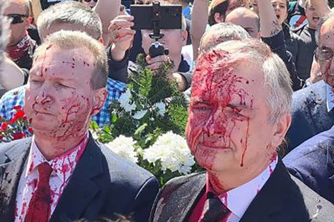 МИД РФ выразил Польше решительный протест в связи с нападением на посла России