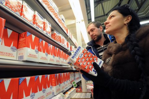 Россияне начали экономить на молоке
