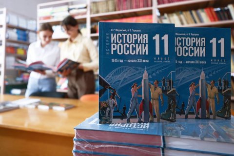 В Чечне изъяли (или не изъяли) из школ все новые учебники истории и потребовали переписать раздел о репрессированных народах 