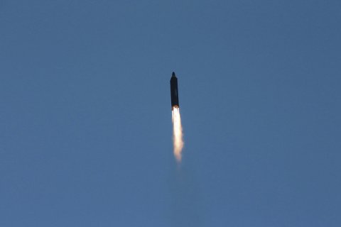 КНДР запустила ракету над Японией