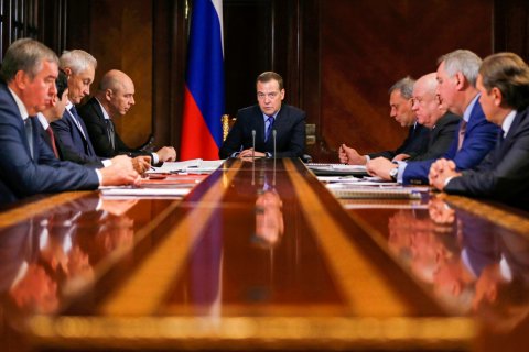 Дмитрий Медведев призвал «Роскосмос» меньше болтать и больше делать 