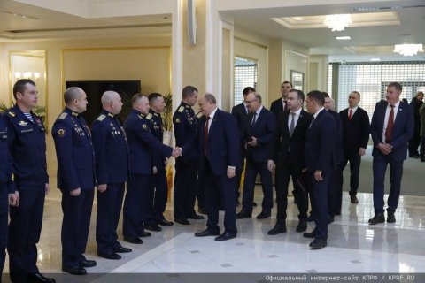 Геннадий Зюганов принял участие в открытии выставки «Герои Гостомеля»