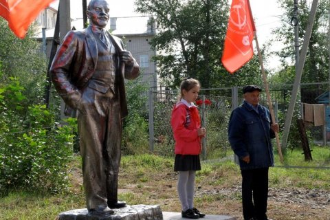 В Чите восстановили памятник Ленину