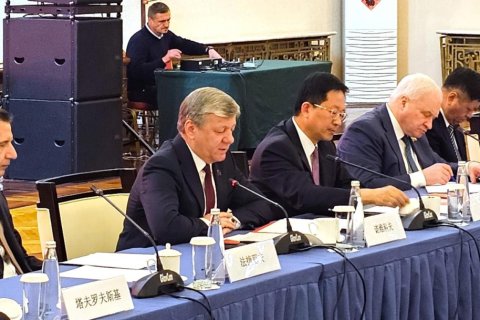 Дмитрий Новиков: Плечом к плечу ради строительства справедливого мира