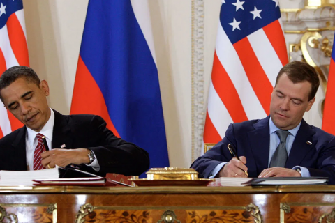 В МИД РФ отказались вести переговоры с США по контролю над ядерным вооружением из-за американской помощи Украине 