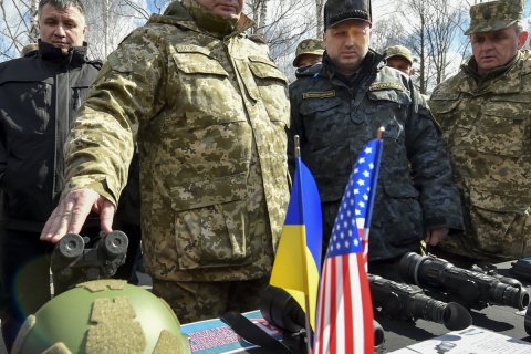 В конгрессе США предложили сократить военную помощь Украине в два раза
