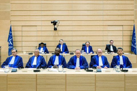 Суд в Москве заочно приговорил прокурора Международного уголовного суда, выдавшего ордер на арест Путина, к лишению свободы на 15 лет