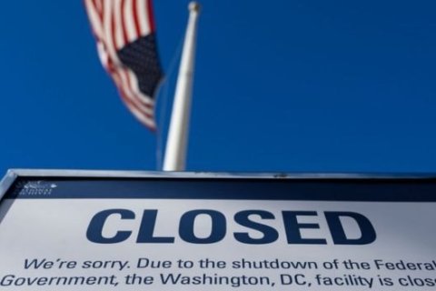 «Шатдаун». В США 4 миллиона федеральных чиновников приостановили работу
