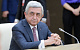 Премьер-министр согласился с критикой оппозиции и ушел в отставку... в Армении