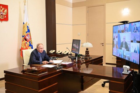 Путин назвал «острой ситуацию» с ростом цен на продукты питания