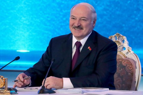 Лукашенко потребовал от России прекратить лоббировать «олигархические кланы» 