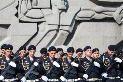 В Крыму отменили парад на День Победы 