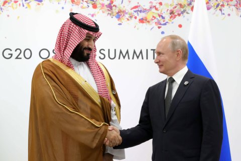 В арабских странах обвинили Россию в падении нефтяных цен и пообещали отомстить