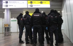 В действующую в Шереметьево ОПГ, грабившую участников СВО, входили полицейские