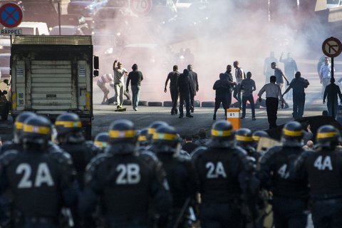 Забастовки во Франции охватили всю страну