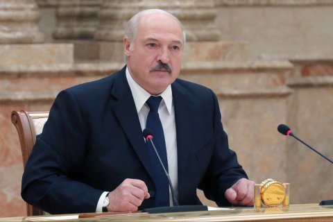 Лукашенко не верит словам Шольца о заявлении Путина про независимость Белоруссии