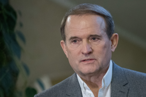 Медведчук заявил, что по закону истории украинцев могут спасти только русские