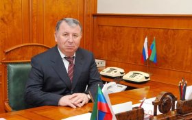 ФСБ обвинила госсекретаря Дагестана в хищениях на 100 млрд рублей