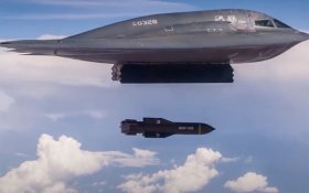 Стратегические бомбардировщики США сбросили бомбы на три ядерных объекта Ирана