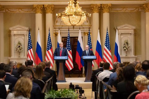 Зеленский заявил об отказе от территориальных уступок: Закреплено в Конституции. Трамп недоволен