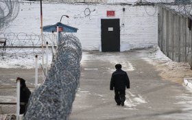 «Бумага все стерпит». ФСИН «из-за стыда» будет отвечать на вопросы журналистов только письменно и через семь дней