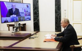 Путин заявил, что Россия успешно справляется с санкциями 