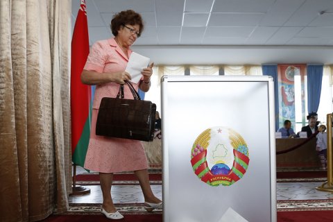 В белорусский парламент уверенно прошли депутаты от Коммунистической партии
