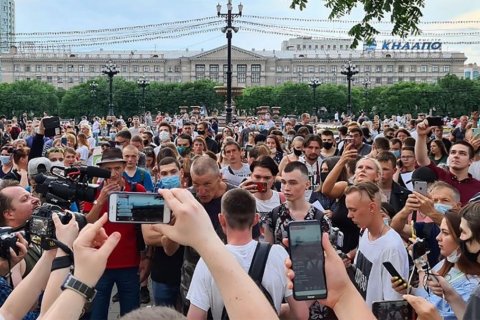 В КПРФ заявили, что у каждого, кто выходит на акции в Хабаровске, есть причина с негодованием относиться к власти 