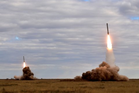 Кремль заявил о «чрезвычайной опасности» новой гонки вооружений
