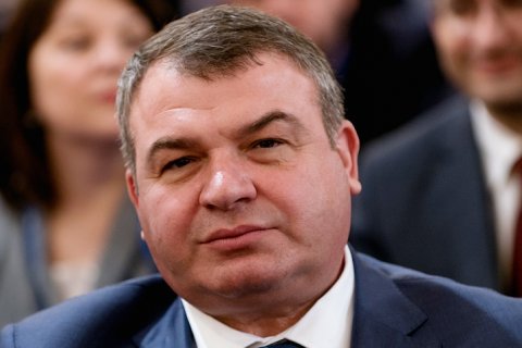 Бывший глава Минобороны РФ Сердюков вошел в совет директоров КамАЗа