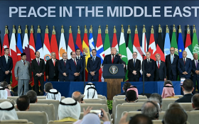 На саммите мира в Египте подписали мирное соглашение по Газе… без Израиля и Палестины