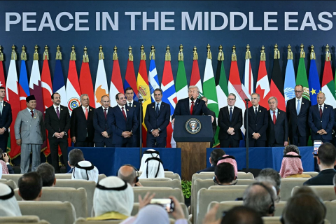 На саммите мира в Египте подписали мирное соглашение по Газе… без Израиля и Палестины