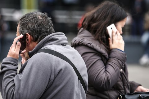 Власти блокируют сим-карты всем россиянам, возвращающимся из-за границы. Для борьбы с беспилотниками