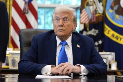 «Они слишком много говорят, но ничего не делают». Трамп раскритиковал Европу за бессилие. Кремль одобрил