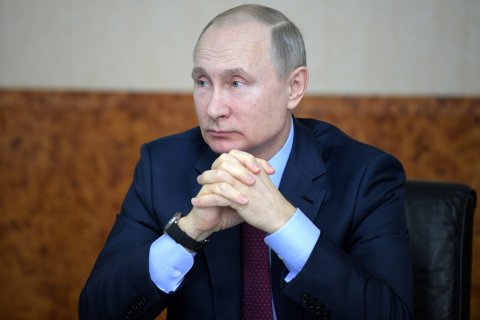 Опрос: Россияне считают, что Путин не смог обеспечить справедливое распределение доходов