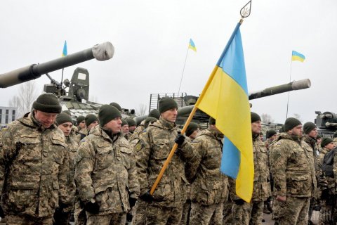 СМИ сообщили о полной боевой готовности украинских силовиков в Донбассе. Украинские чиновники эту информацию опровергают