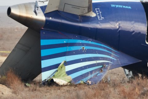 «Российская сторона хочет замять вопрос». Президент Азербайджана Алиев назвал причиной крушения самолета Embraer 190 в Казахстане обстрел в Грозном