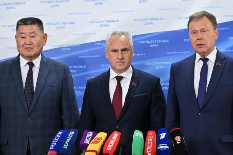 Н.В. Арефьев, В.М. Мархаев и Е.И. Бессонов выступили перед журналистами в Госдуме
