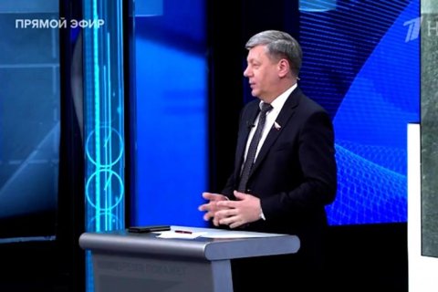 Дмитрий Новиков: Коммунистическая идеология отражает мнение народного большинства, а народ никому не удается фашизировать до конца
